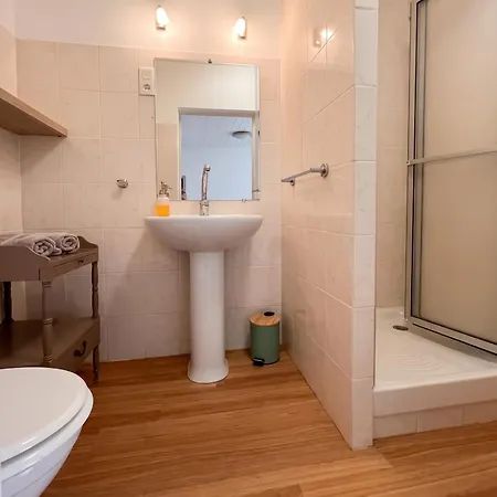29 M² Avec Terrasse * Corte (Corsica)